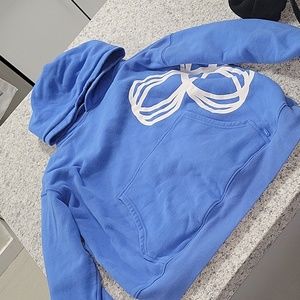 Womans pull over hoodie